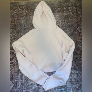 ALO PINK CROPPED HOODIE
